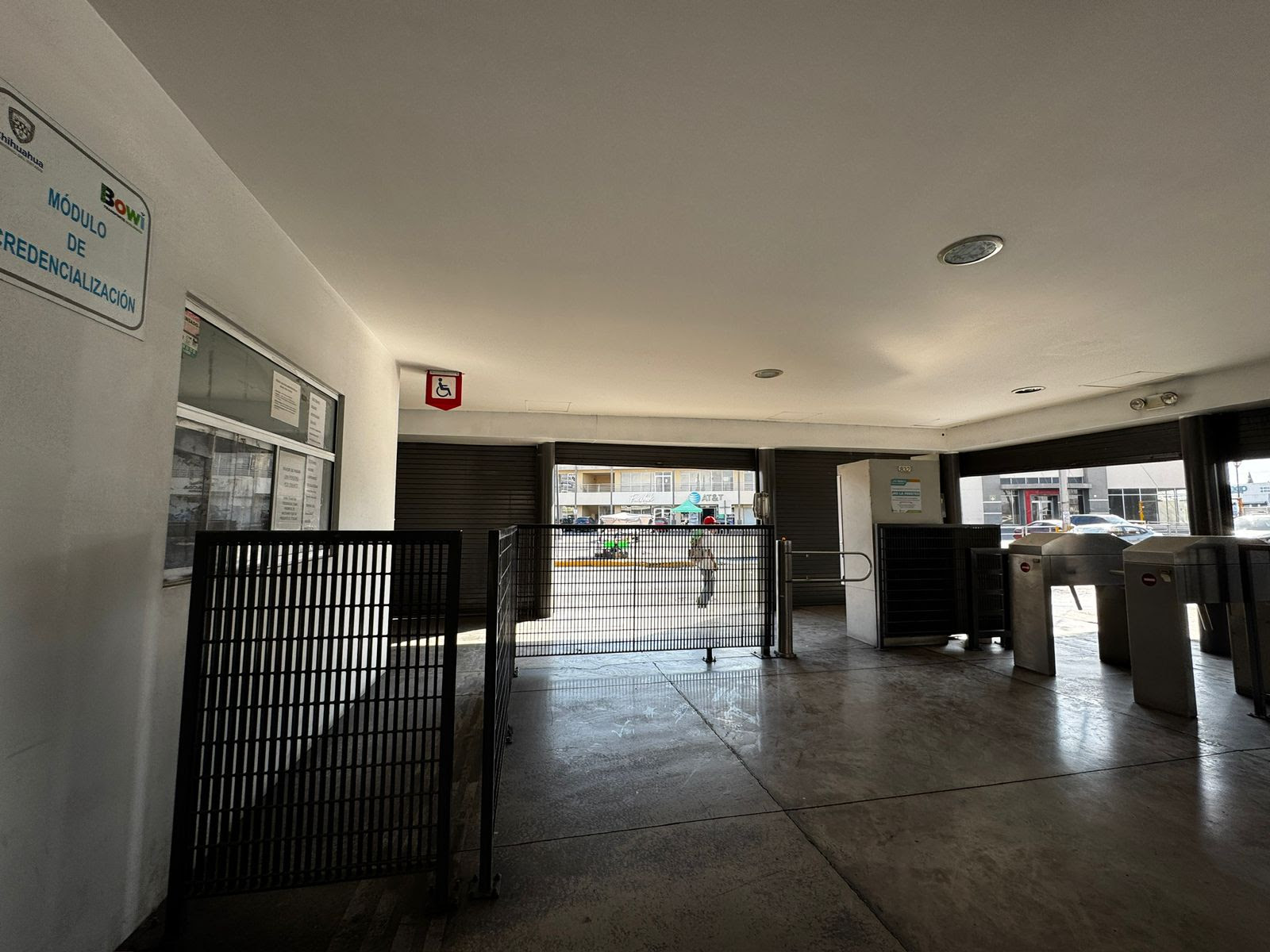 Anuncia Bowí cierre temporal de módulo de credencialización en estación Juan Escutia