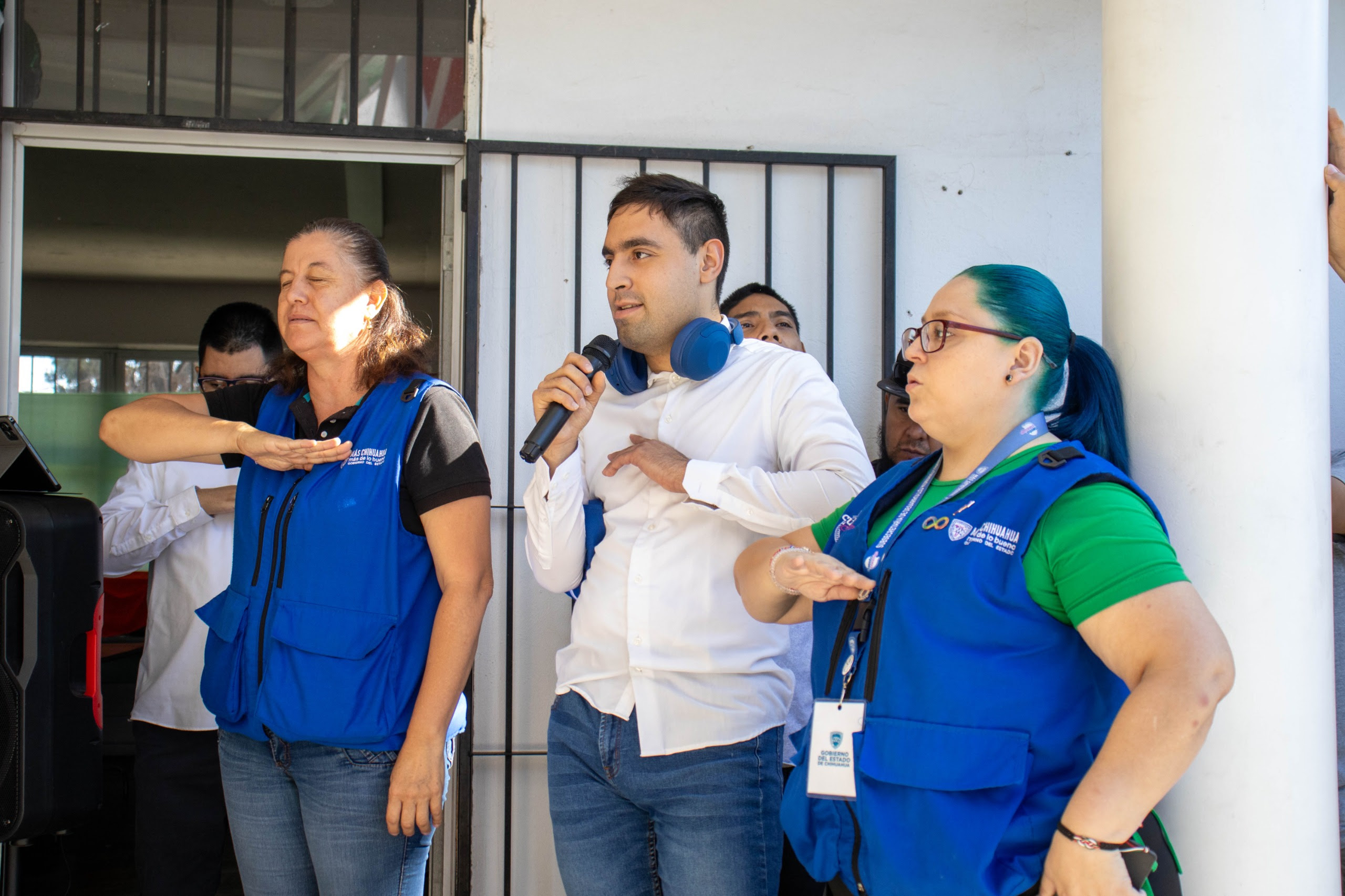 Invita Estado a personas con discapacidad a inscribirse en la Escuela de Artes y Oficios