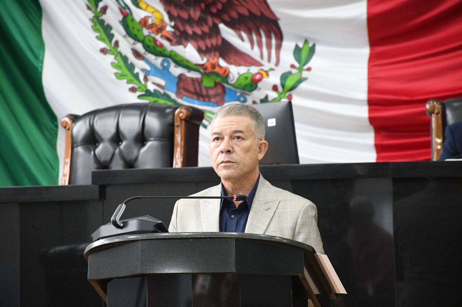 Pide Ismael Pérez Pavía reducir o eliminar el IEPS ante alza en combustibles