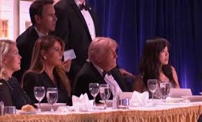 Sacan a Trump a toda prisa del escenario de la cena de corresponsales por un hombre armado