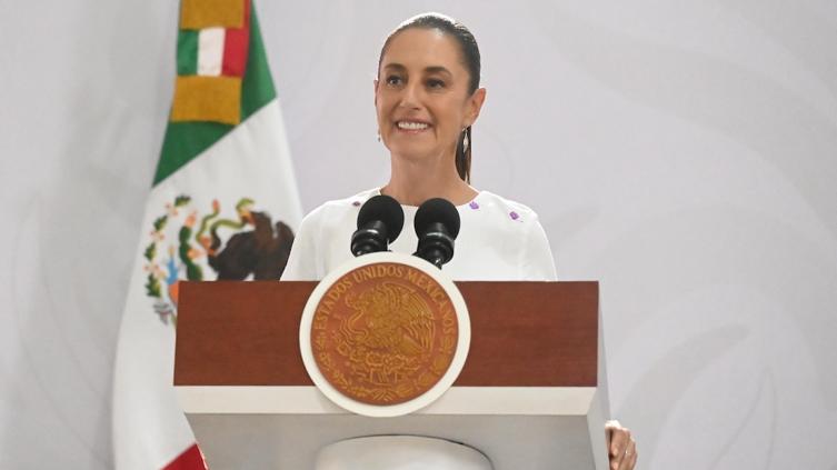 Sheinbaum anuncia inversión para modificar tramo del Tren Interoceánico tras accidente en Oaxaca