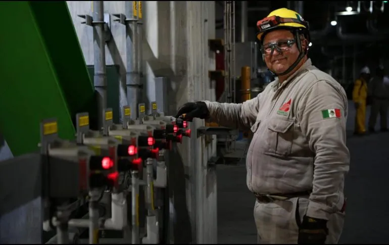 Pemex anuncia inversión millonaria para reactivar industria petroquímica y de fertilizantes